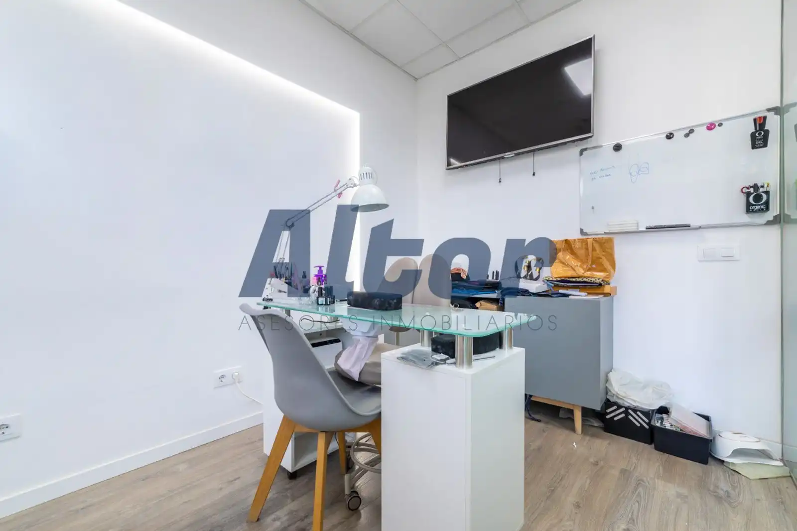 Local en venta en Getafe con Aire acondicionado, Amueblado y Internet