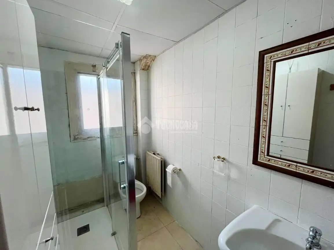 Baño de Piso en venta en Alagón con Balcón