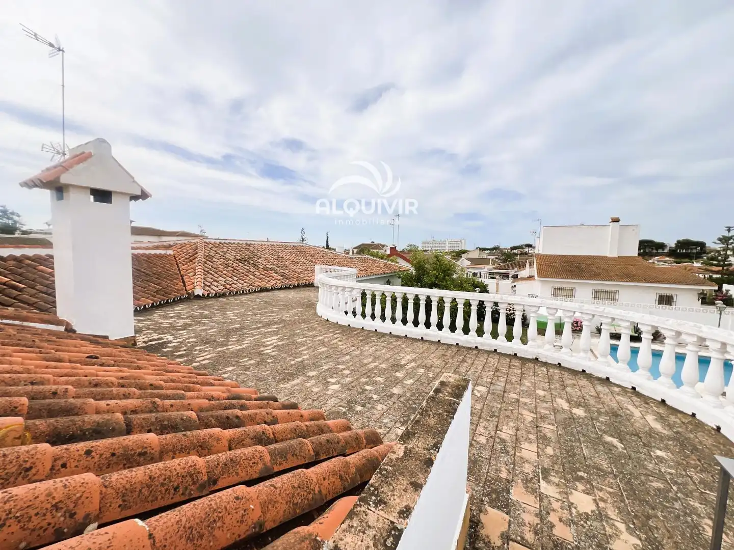 Vista exterior de Casa o chalet en venta en Almonte con Terraza, Trastero y Piscina