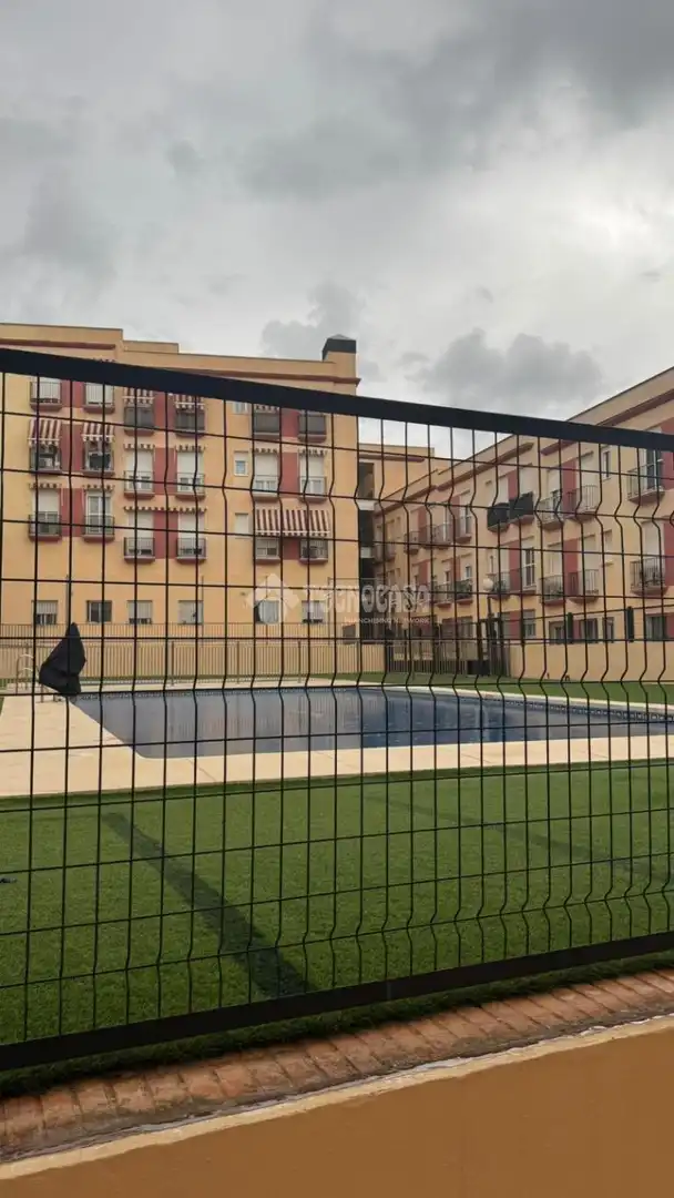 Piscina de Piso en venta en Cártama con Aire acondicionado, Amueblado y Piscina comunitaria