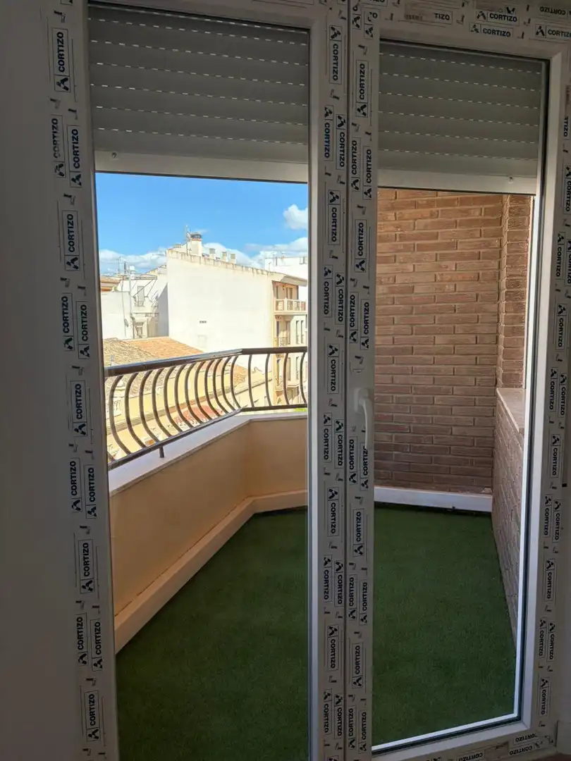 Terrassa de Pis en venda en Yecla amb Calefacció, Traster i Balcó
