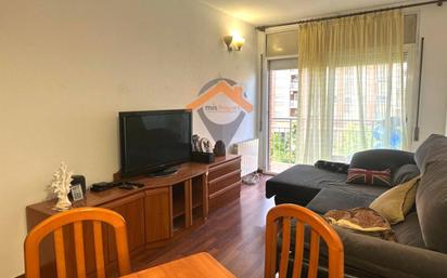 Living room of Flat for sale in Sabadell  with Air Conditioner, Heating and Parquet flooring