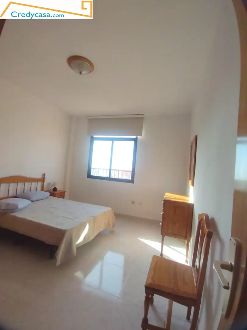 Schlafzimmer von Dachboden zur Miete in Granadilla de Abona mit Terrasse, Möbliert und Balkon