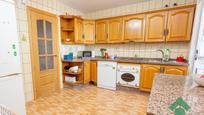 Kitchen of Flat for sale in Algeciras  with Air Conditioner