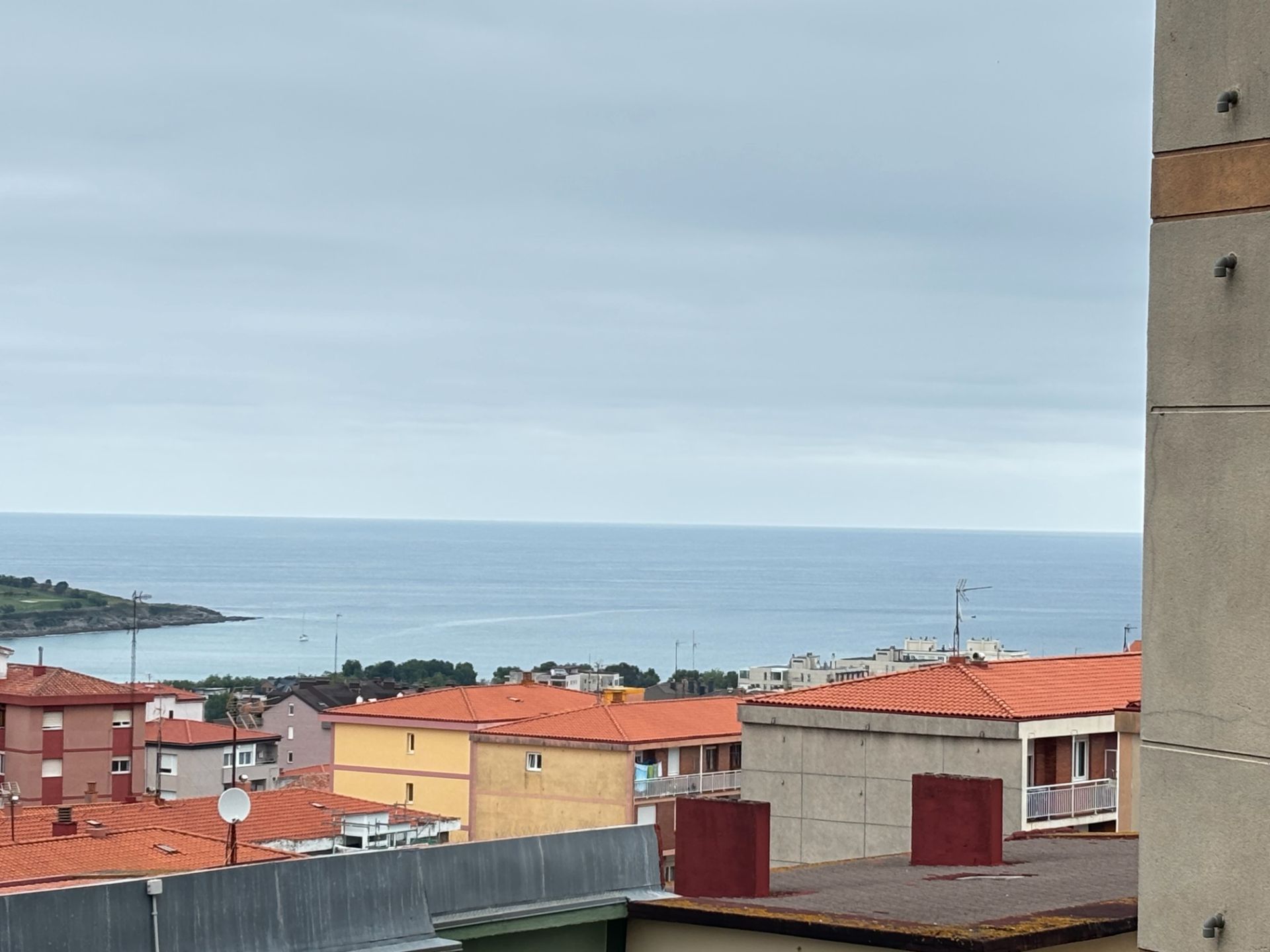Vista exterior de Pis en venda en Santander amb Calefacció, Parquet i Moblat