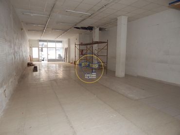 Locale commerciale in vendita a Sant Josep - Zona Hospital