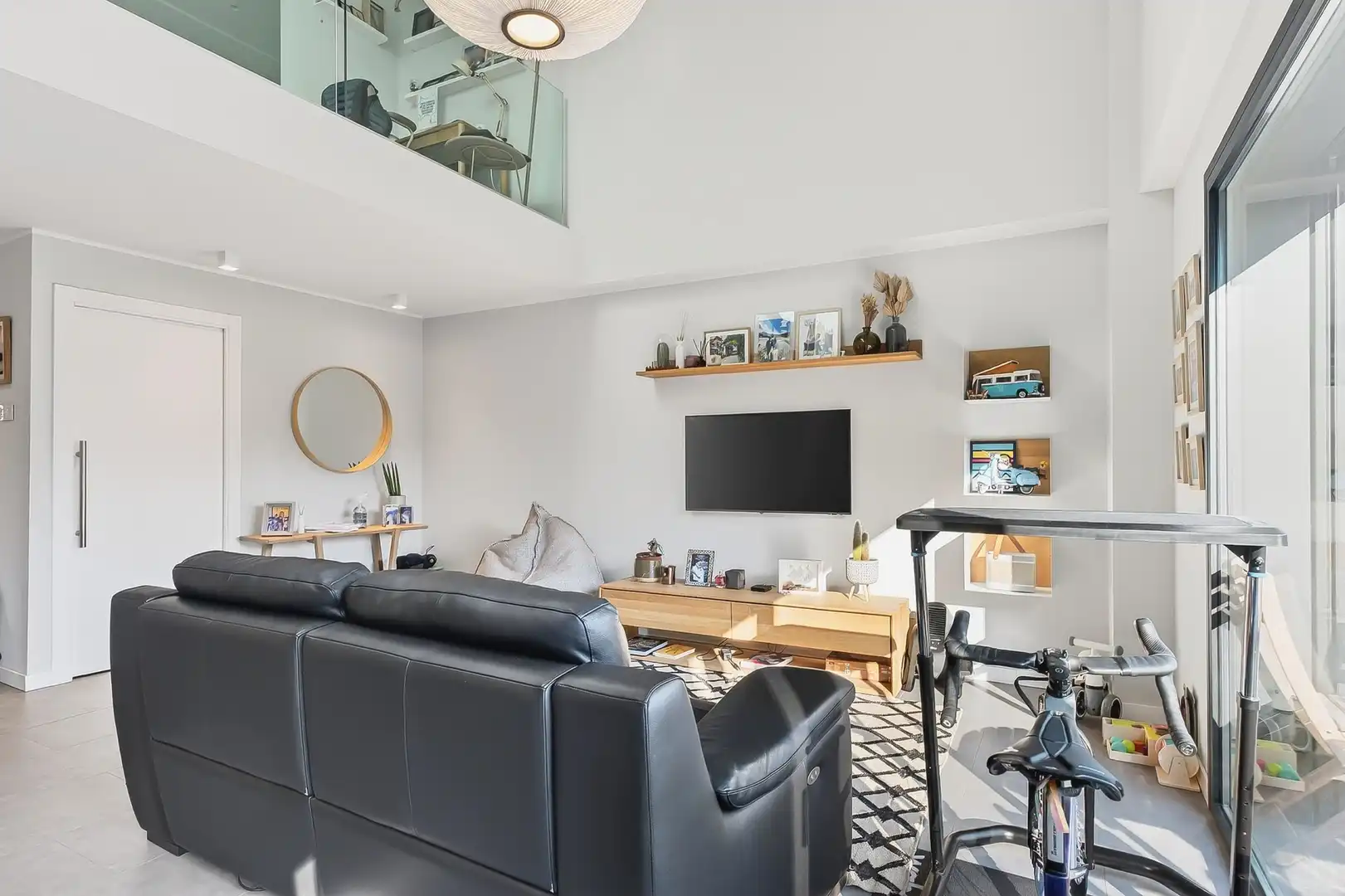 Wohnzimmer von Dachboden zum Verkauf in Escaldes – Engordany mit Heizung, Terrasse und Abstellraum