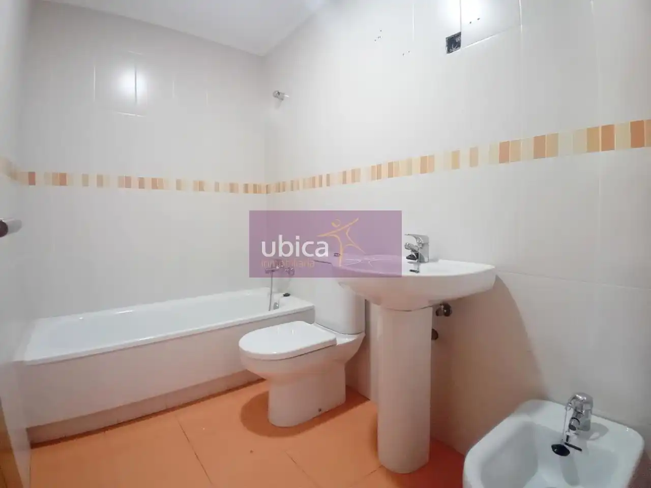 Badezimmer von Wohnung zum Verkauf in Salceda de Caselas mit Heizung