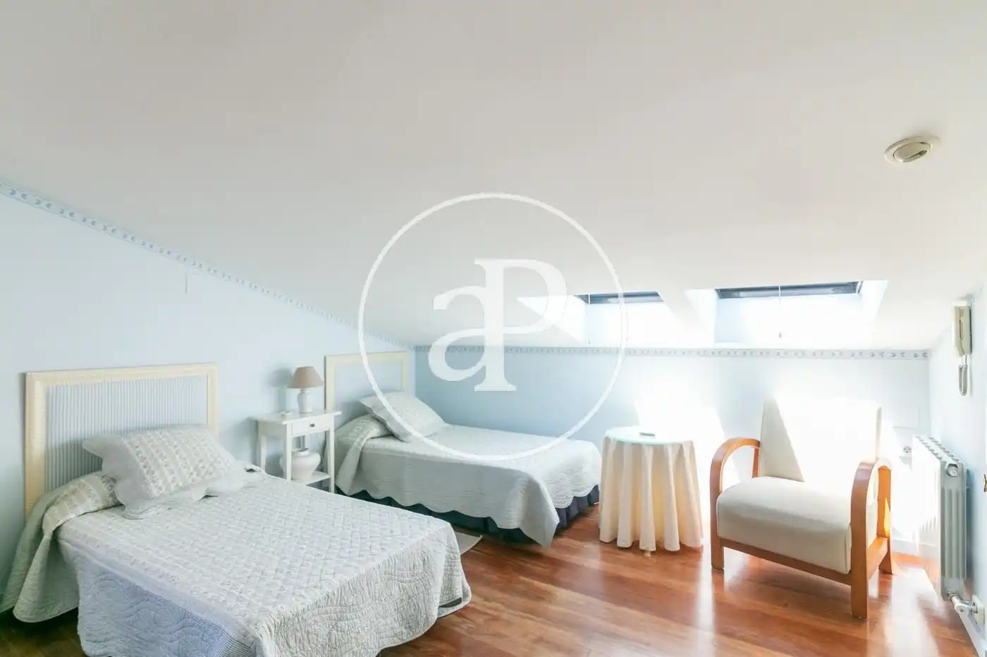 Bedroom of Houses for sale in Sant Just Desvern  with Air Conditioner, Heating and Private garden