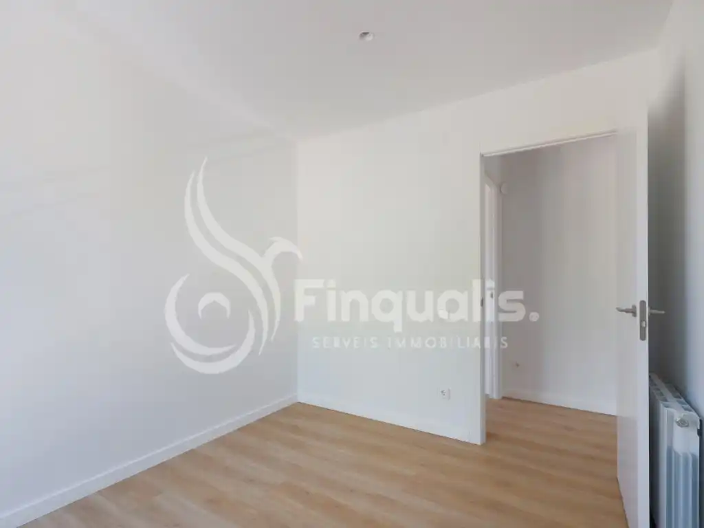 Habitación de Piso en venta en Santa Eulàlia de Ronçana con Aire acondicionado