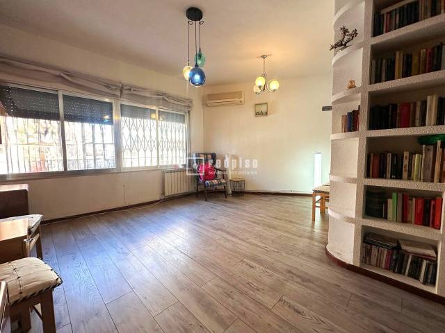 Piso en Venta en VIA CARPETANA en Vista Alegre