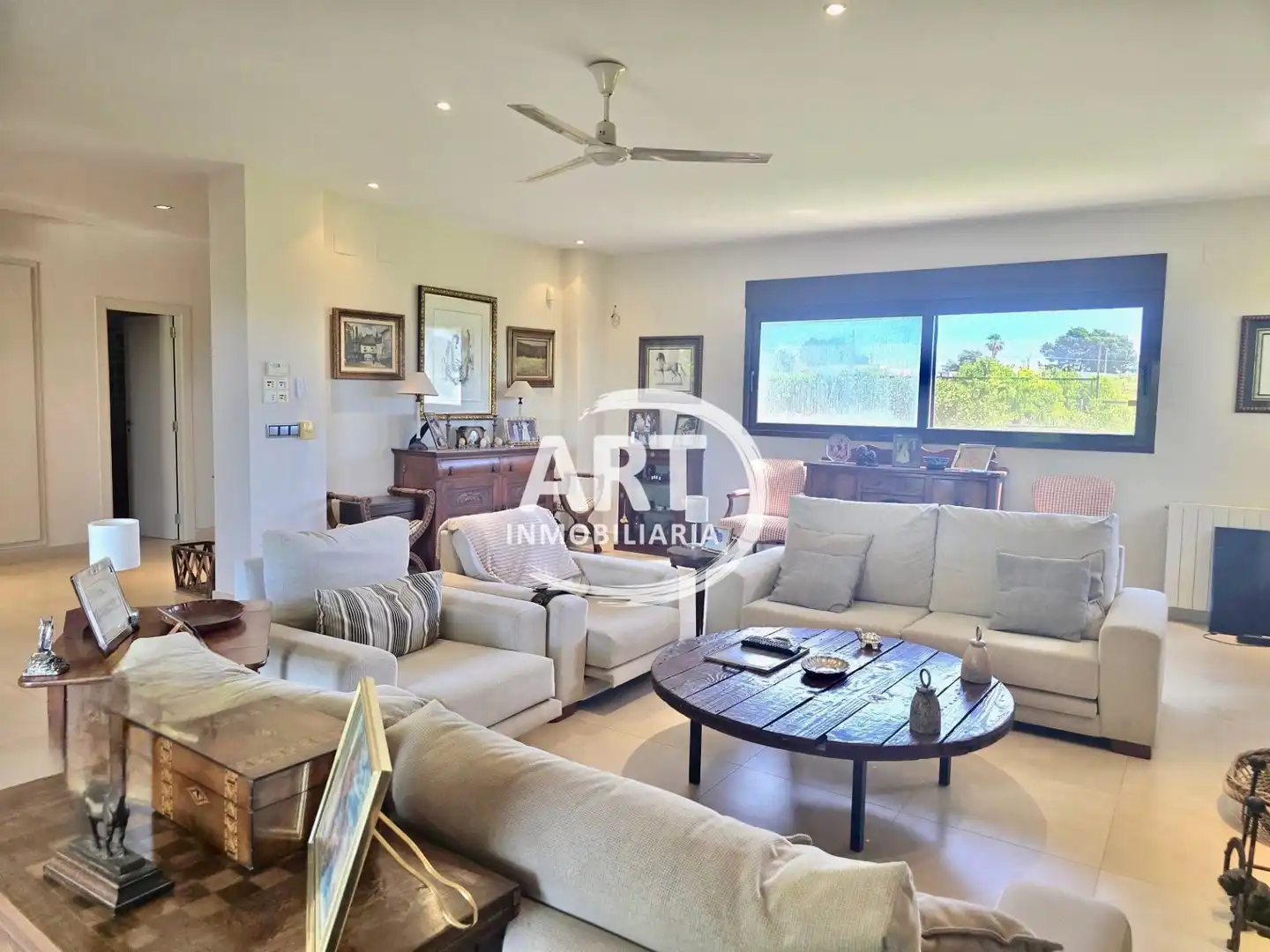 Sala de estar de Casa o chalet en venta en Bétera con Aire acondicionado, Calefacción y Jardín privado