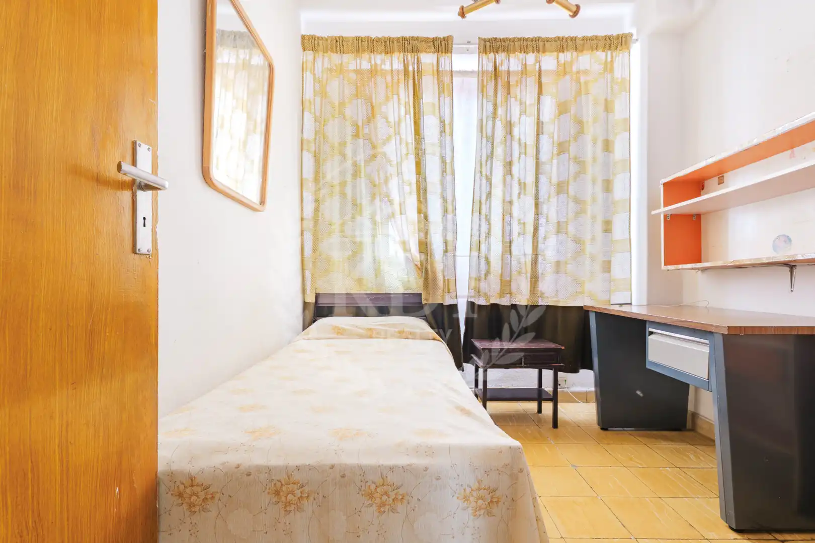 Bedroom of Flat for sale in Santa Cruz de Tenerife  with Furnished, Washing machine and TV