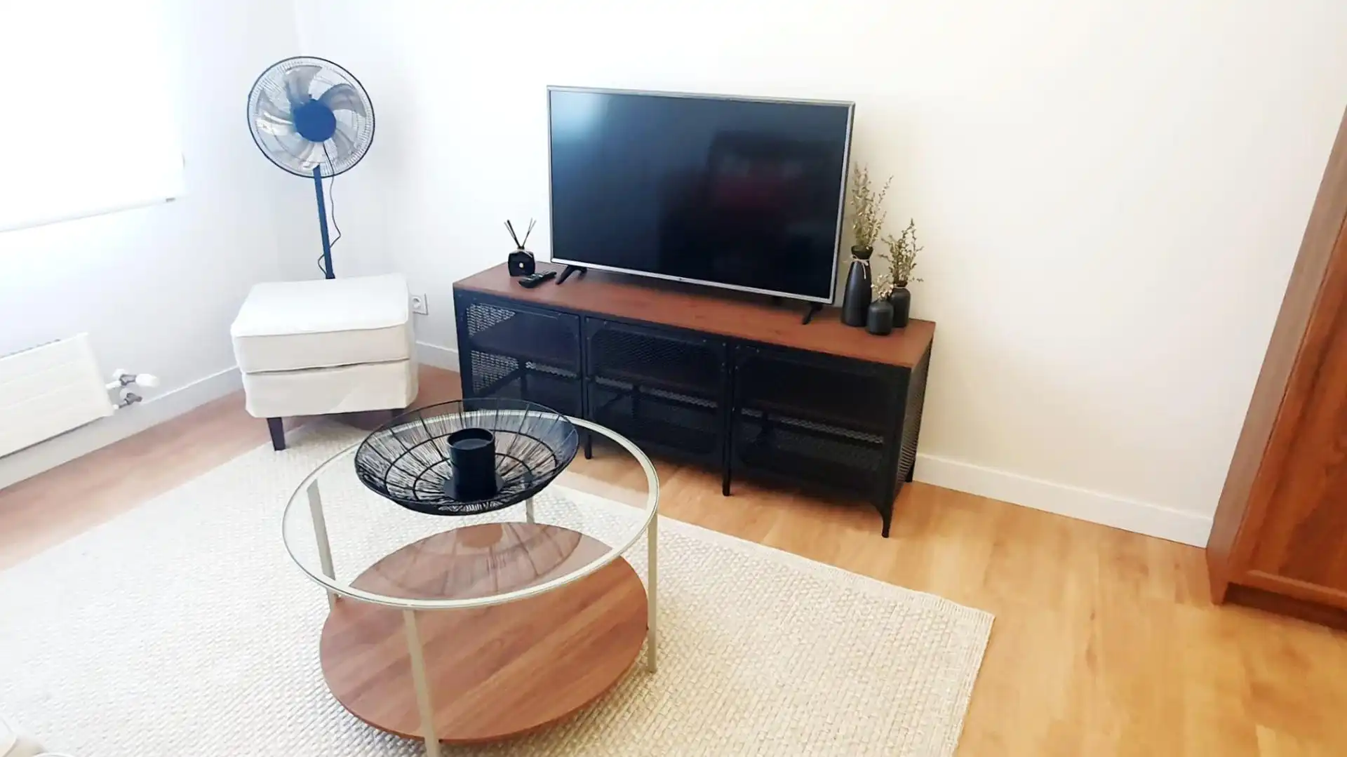 Sala de estar de Apartamento de alquiler en Oviedo  con Calefacción y Amueblado
