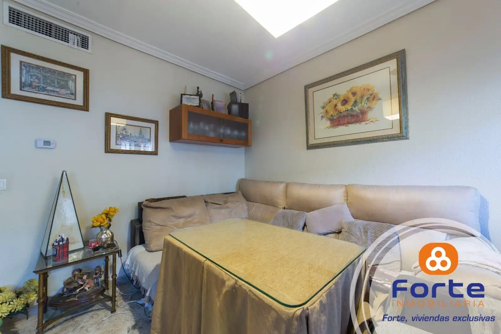 Sala de estar de Dúplex en venta en Córdoba con Aire acondicionado, Calefacción y Terraza