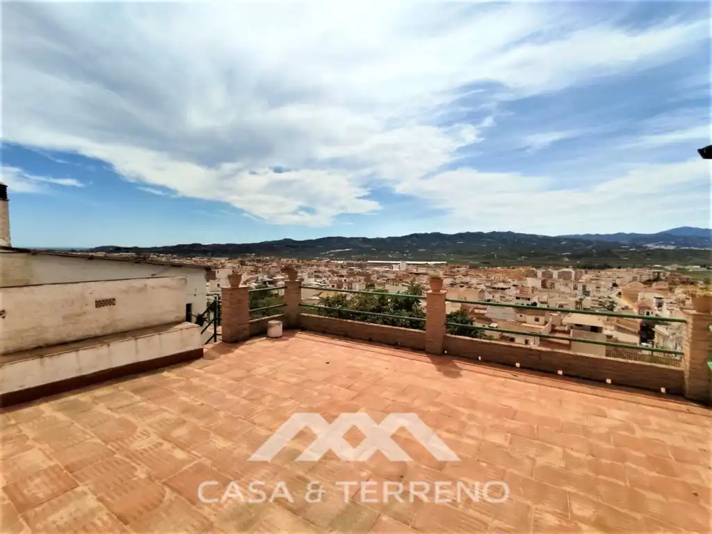 Terraza de Casa o chalet en venta en Vélez-Málaga con Terraza, TV y Internet