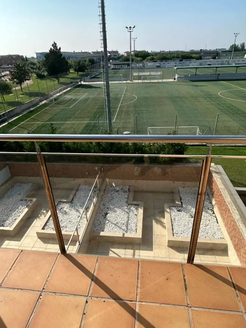 Casa adosada en venta en Carrer Alzinar, 24, Torrefarrera