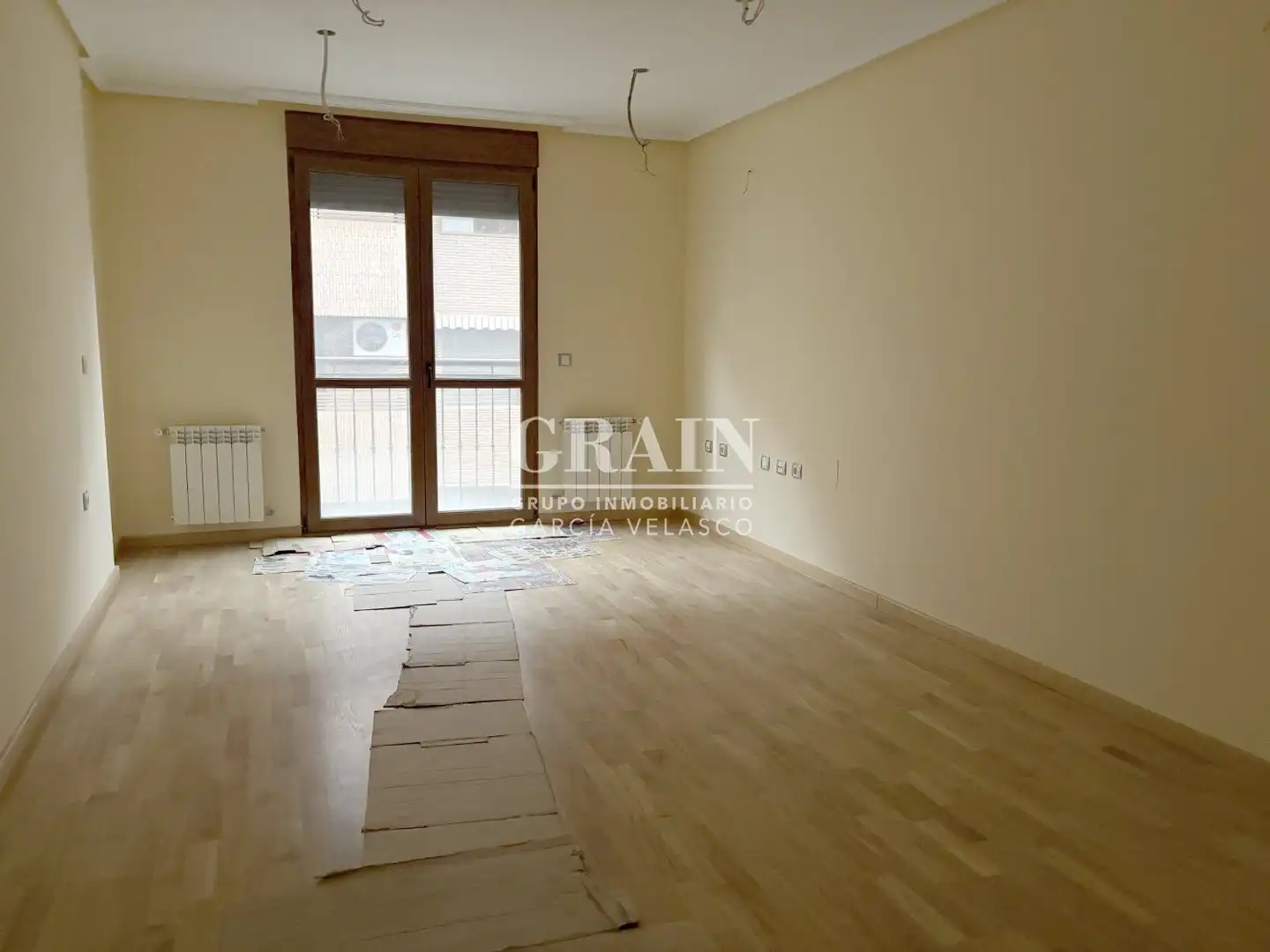 Flat with terrace for sale in Ensanche - Franciscanos, imagen 2