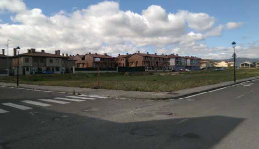 Terreno residencial en Venta en Clara Campoamor, 6 en Crucero - Aquende