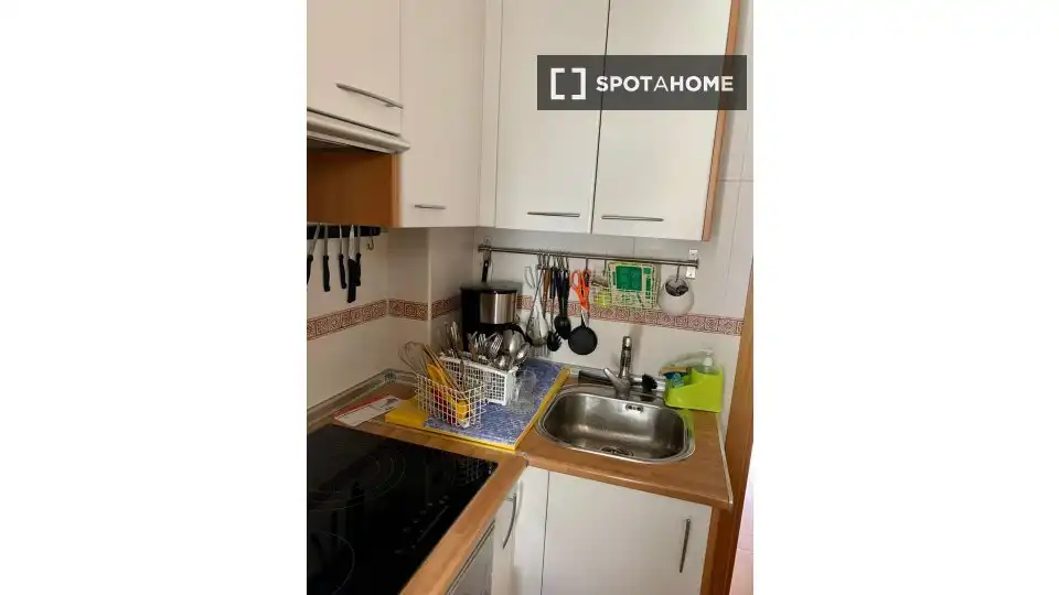 Kitchen of Flat for share in Madrid  with Air Conditioner, Heating and Terrace