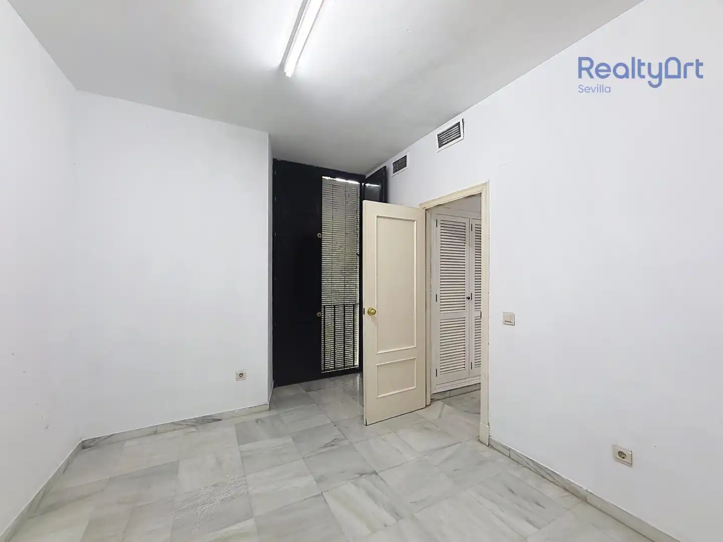 Mini appartamento con ascensore in vendita a Casco Antiguo, imagen 23
