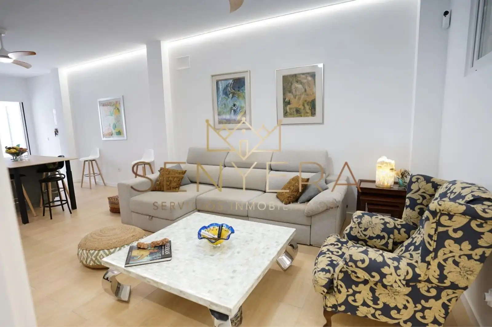 Wohnzimmer von Erdgeschoss zum Verkauf in Valencia mit Klimaanlage, Terrasse und Abstellraum