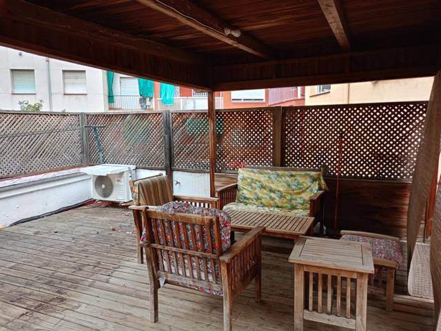 Piso en Venta en Barcelona - Calle de la Marquesa de Caldes de Mont en El Guinardó