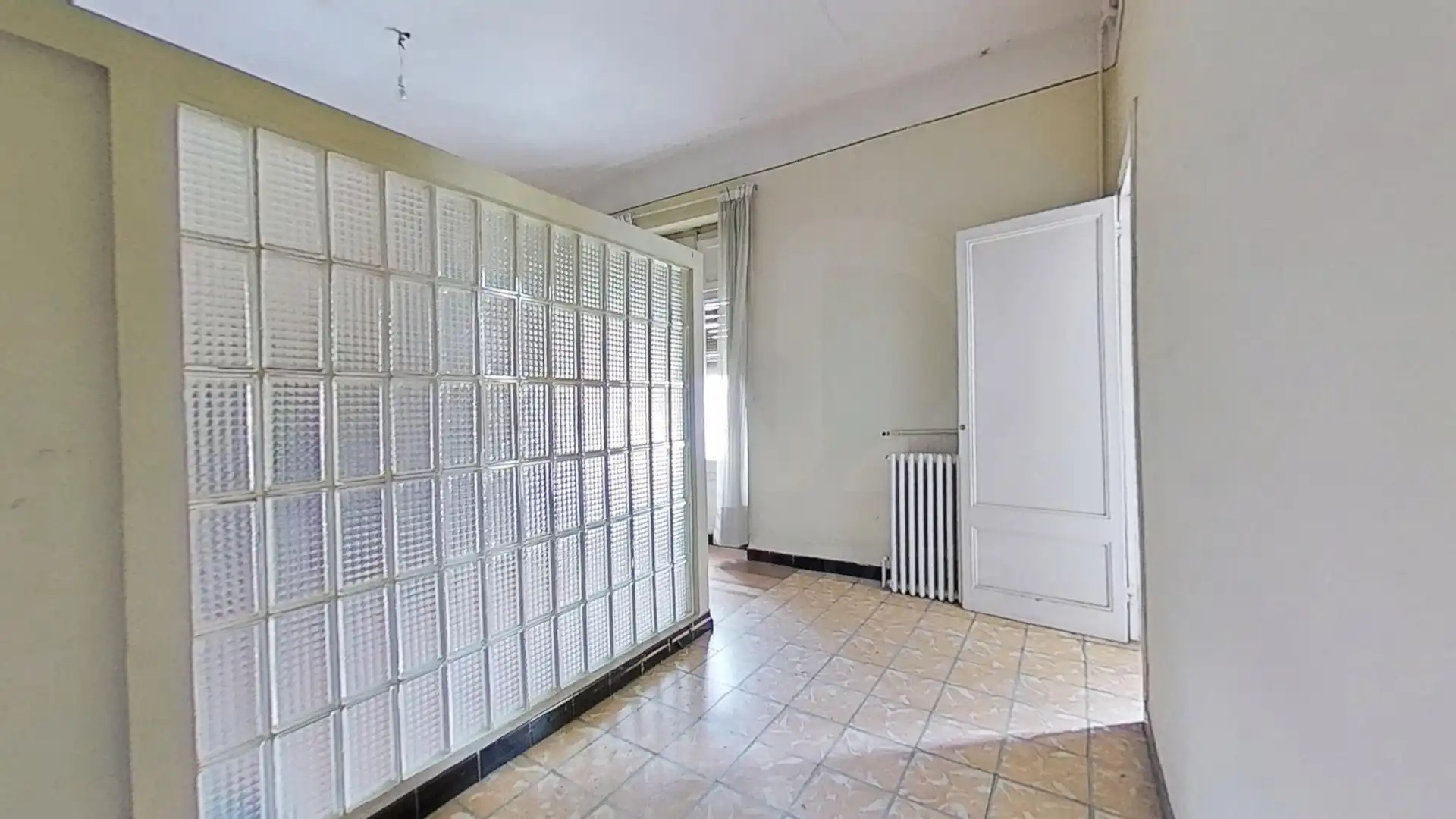 Flat for sale in Centre