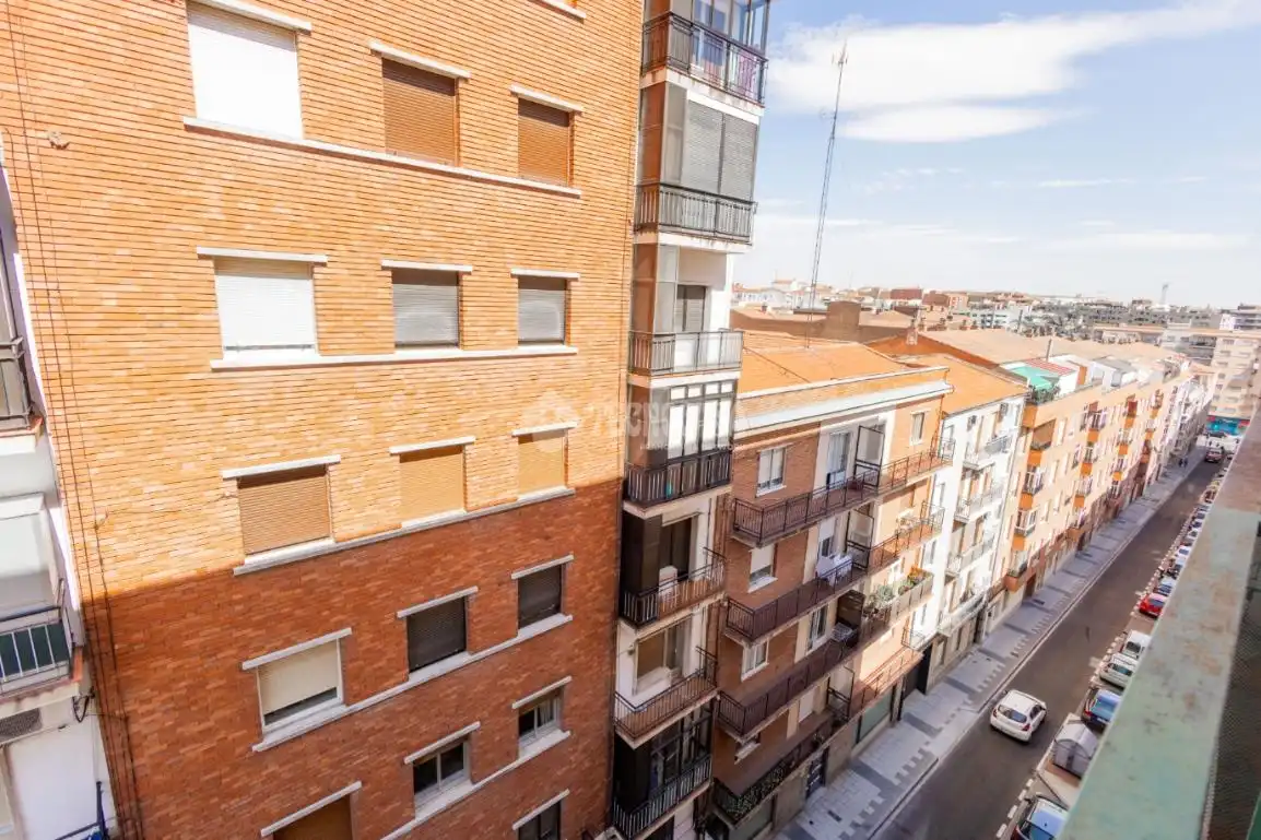 Vista exterior de Piso en venta en Salamanca con Calefacción y Terraza