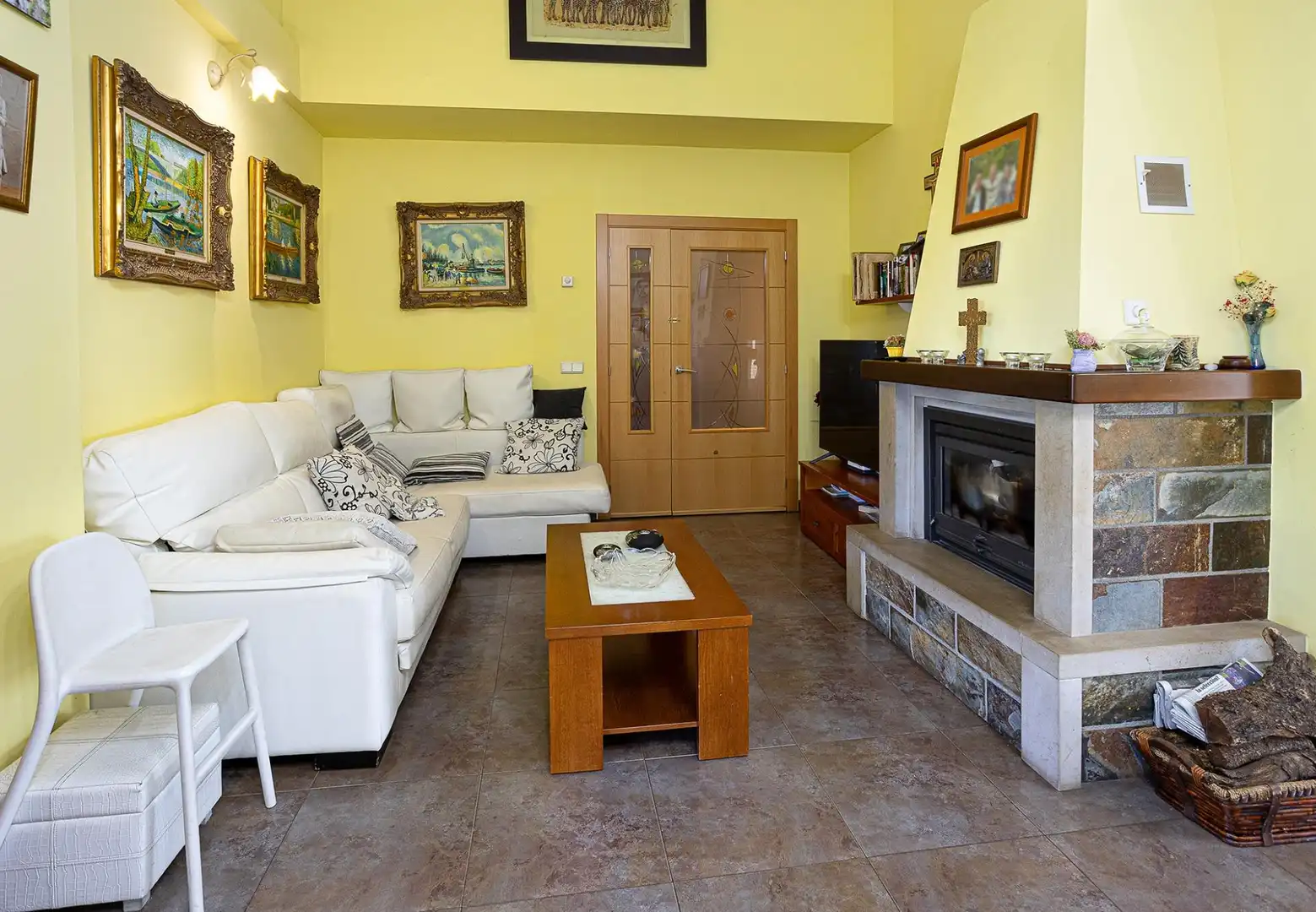 Houses for sale in Aldeamayor de San Martín