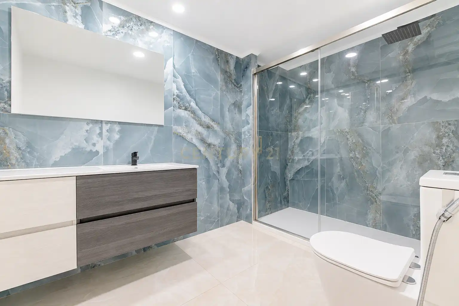 Bathroom of Flat for sale in Alzira  with Air Conditioner