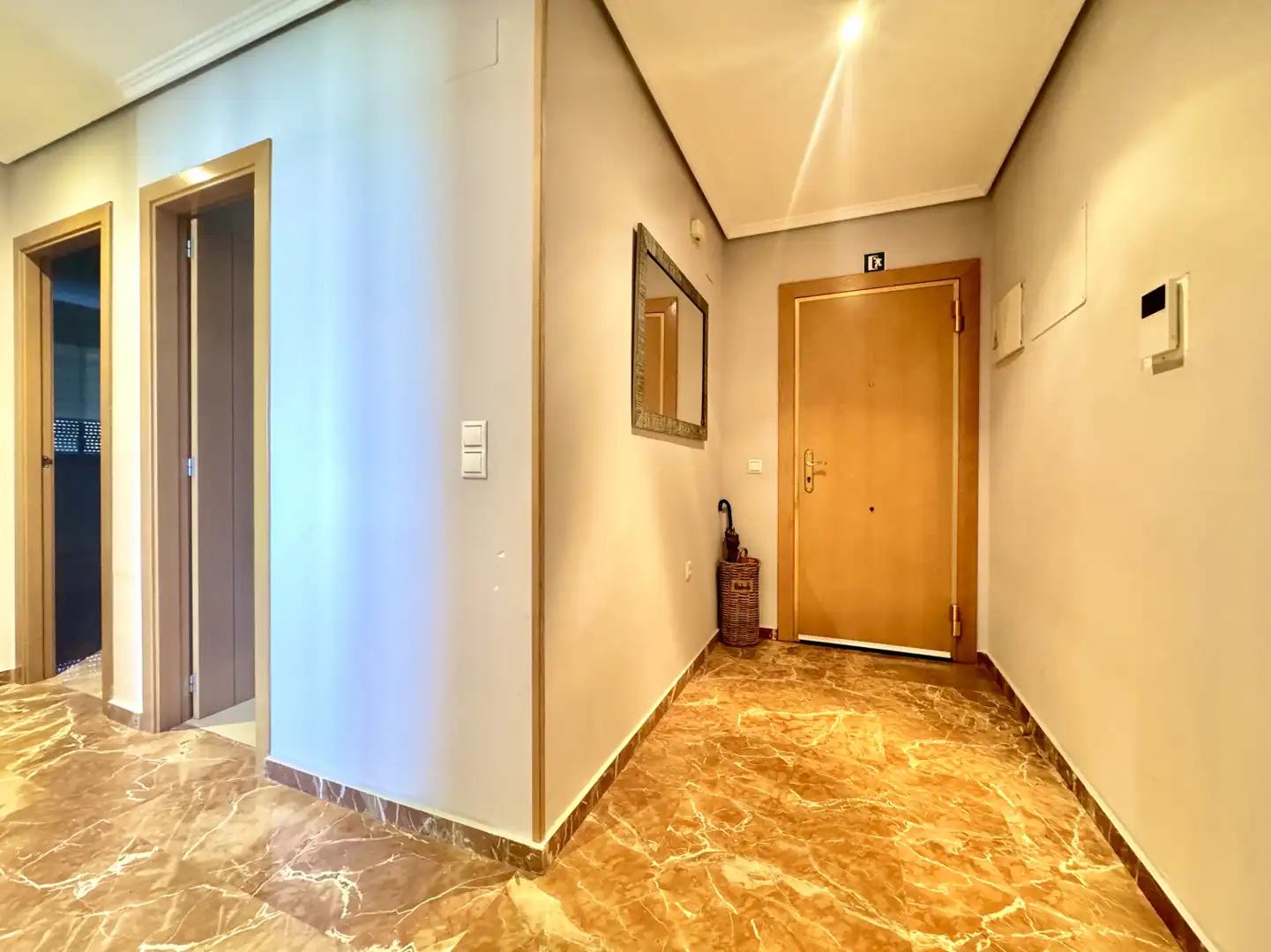 Flat for rent in Torrent  with Air Conditioner, Heating and Private garden