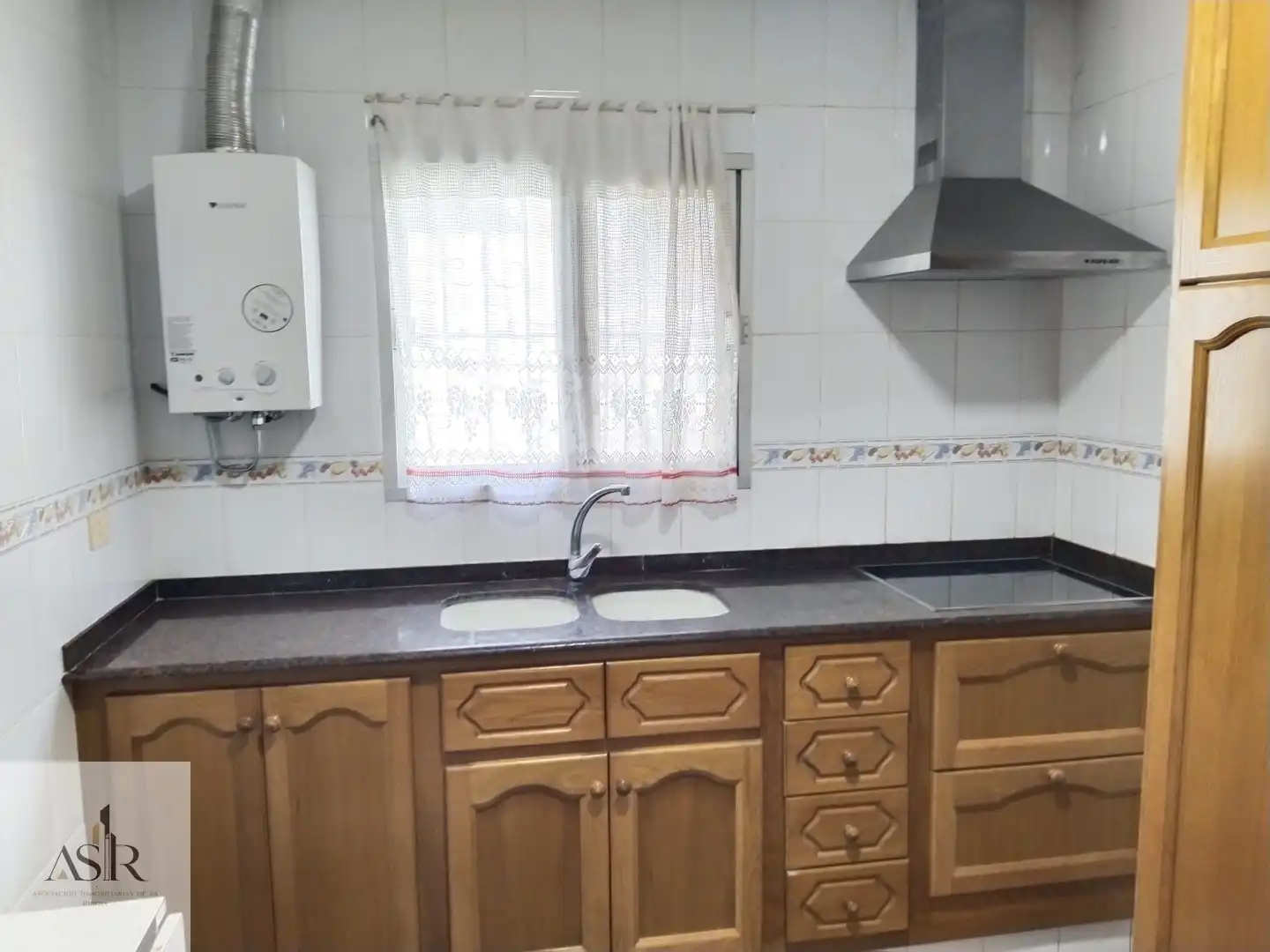 Küche von Haus oder Chalet zum Verkauf in Alzira mit Terrasse, Abstellraum und Schwimmbad