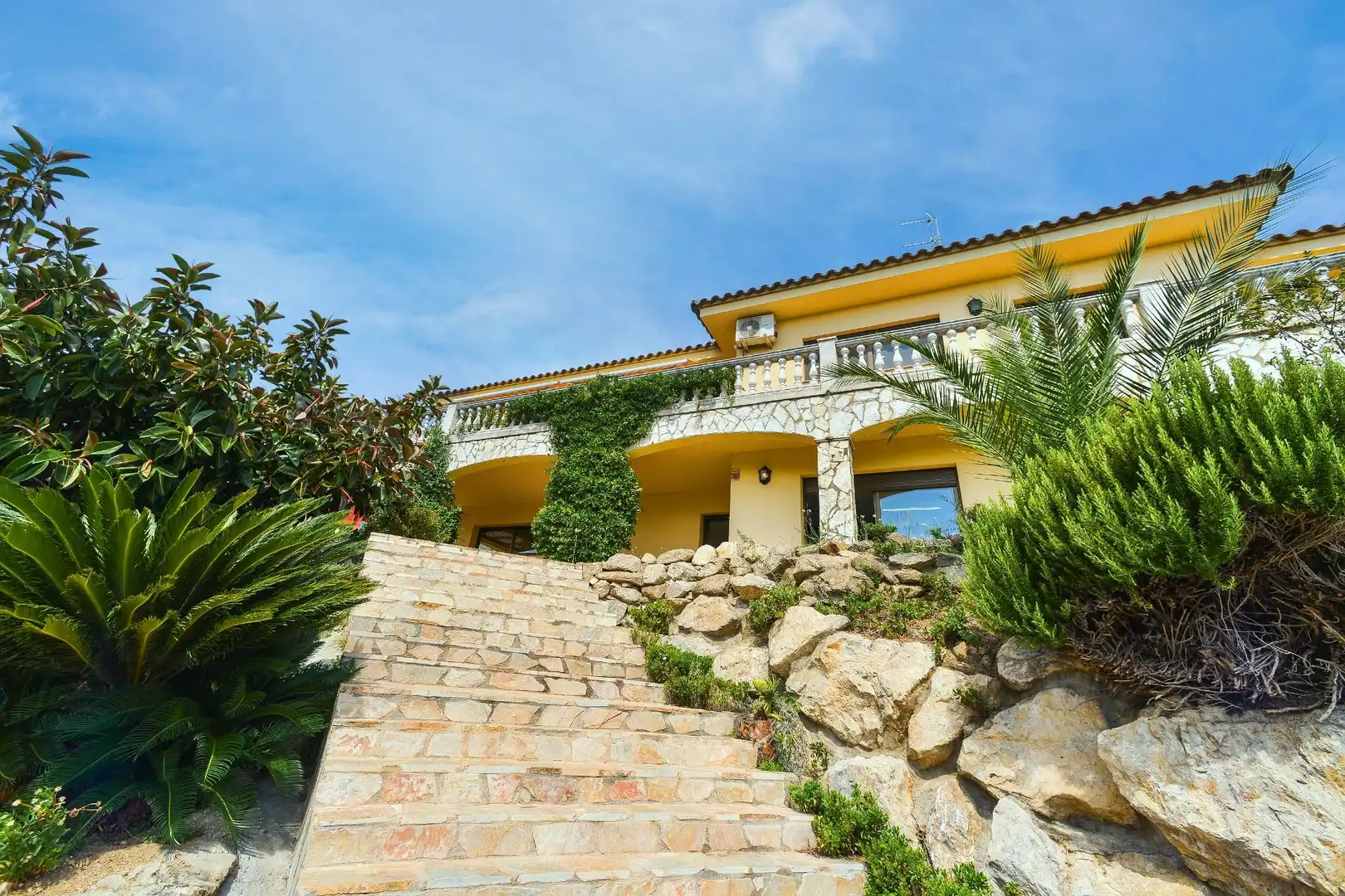 Vista exterior de Casa o chalet en venta en Calonge i Sant Antoni con Aire acondicionado, Jardín privado y Terraza