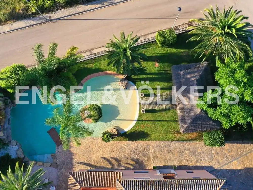 Vista exterior de Casa o xalet en venda en Xàtiva amb Aire condicionat, Calefacció i Jardí privat