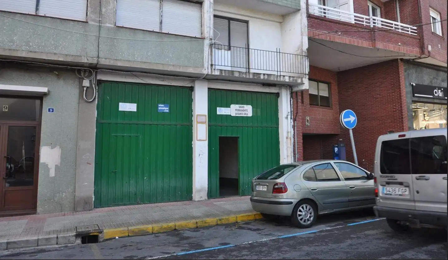 Local comercial en venta en Bajada Del Chorrillo 9