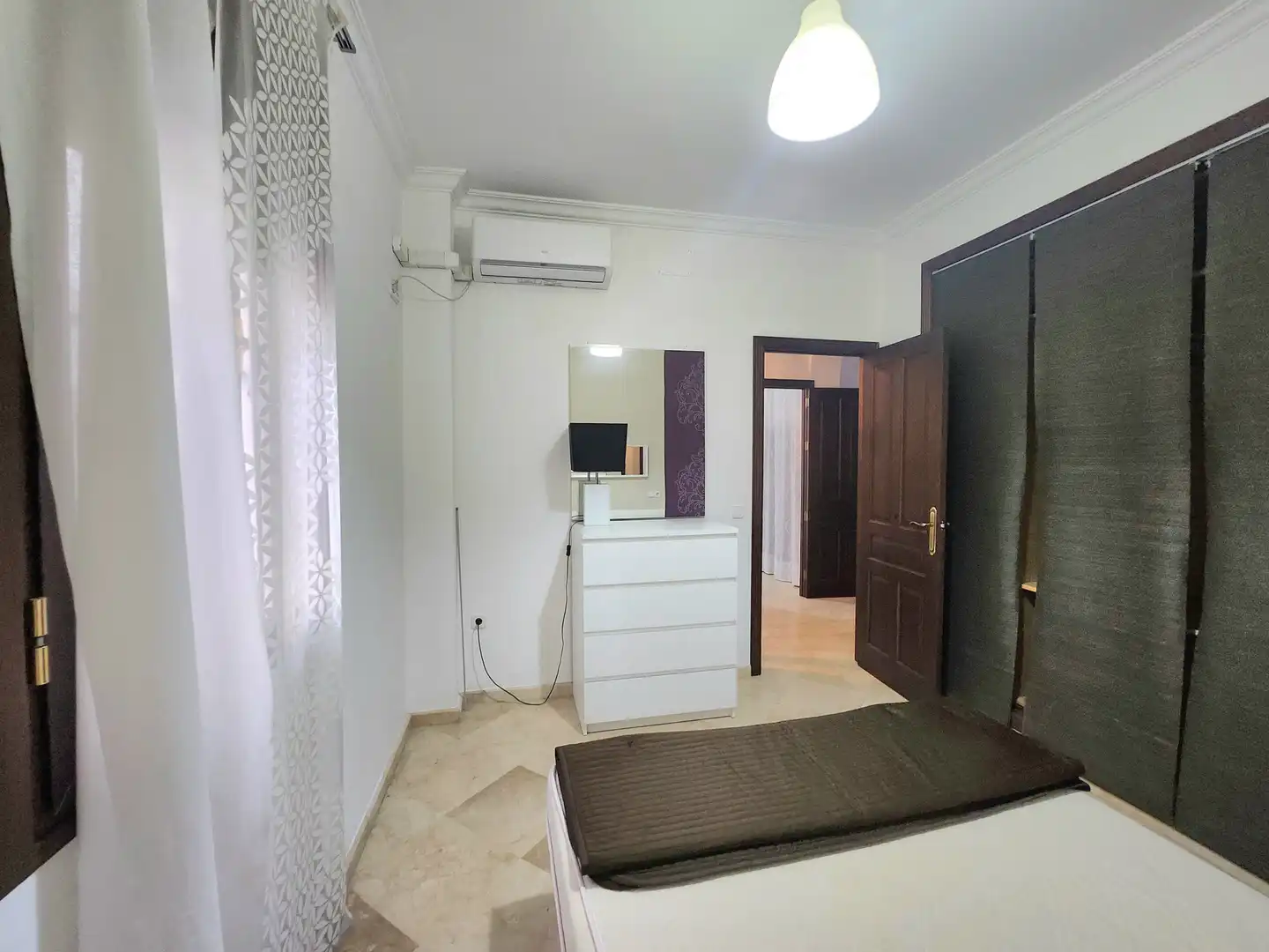 Schlafzimmer von Haus oder Chalet zum Verkauf in Alcalá de Guadaira mit Klimaanlage, Terrasse und Abstellraum