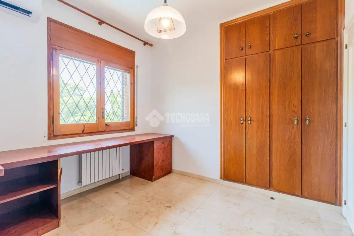 Dormitori de Casa o xalet de lloguer en Sant Cugat del Vallès amb Aire condicionat, Calefacció i Terrassa
