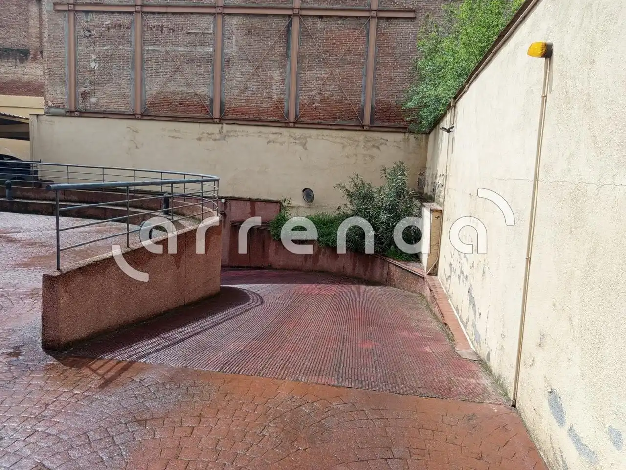 Garten von Garage zum Verkauf in Madrid