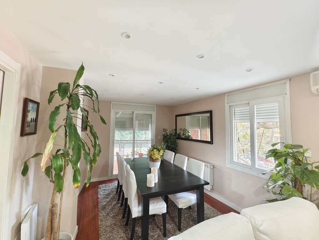 Dining room of Flat for sale in  Madrid Capital  with Air Conditioner and Terrace