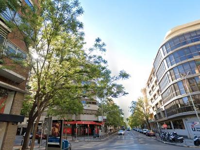 Exterior view of Office for sale in  Madrid Capital  with Air Conditioner and Heating