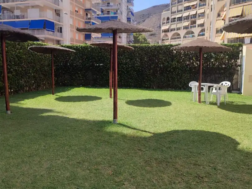 Pis amb piscina de lloguer a C/Jaume Roig 10, imagen 4
