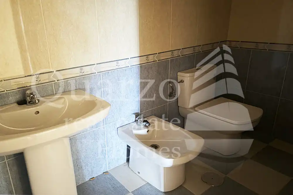 Baño de Piso en venta en Hontanares de Eresma con Aire acondicionado y Trastero