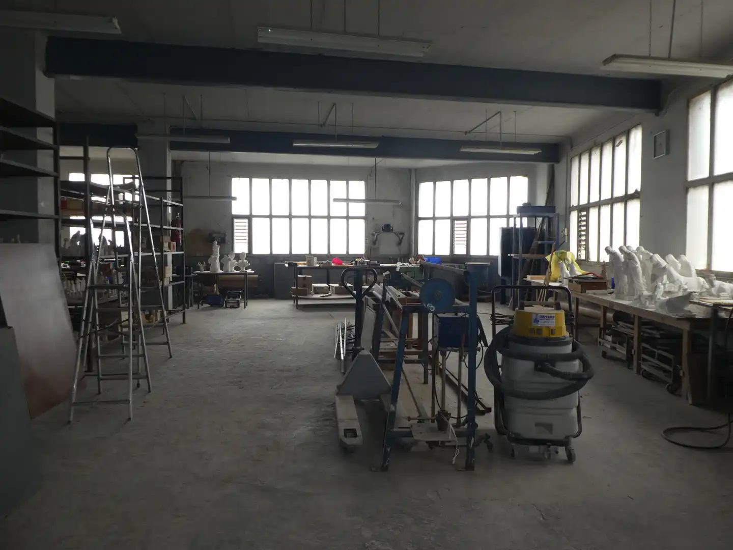 Industrial buildings for sale in Santa Coloma de Gramenet