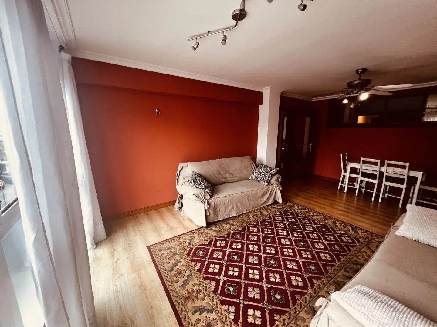 Wohnzimmer von Wohnung zum Verkauf in Colindres mit Heizung, Parkett und Terrasse