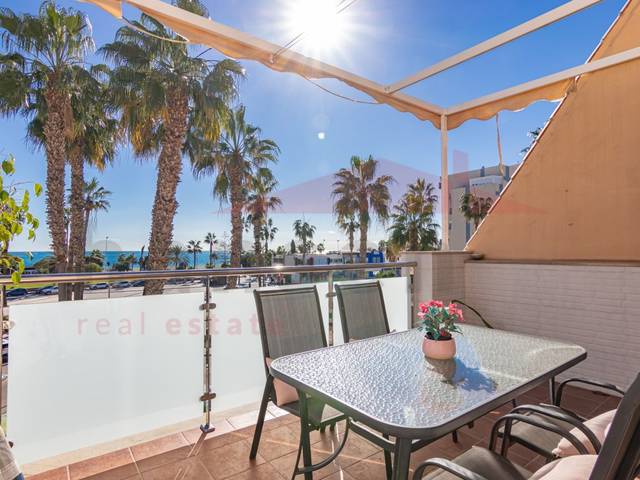 Casa-chalet en Venta en Calle Levante en Paseo Marítimo de Levante