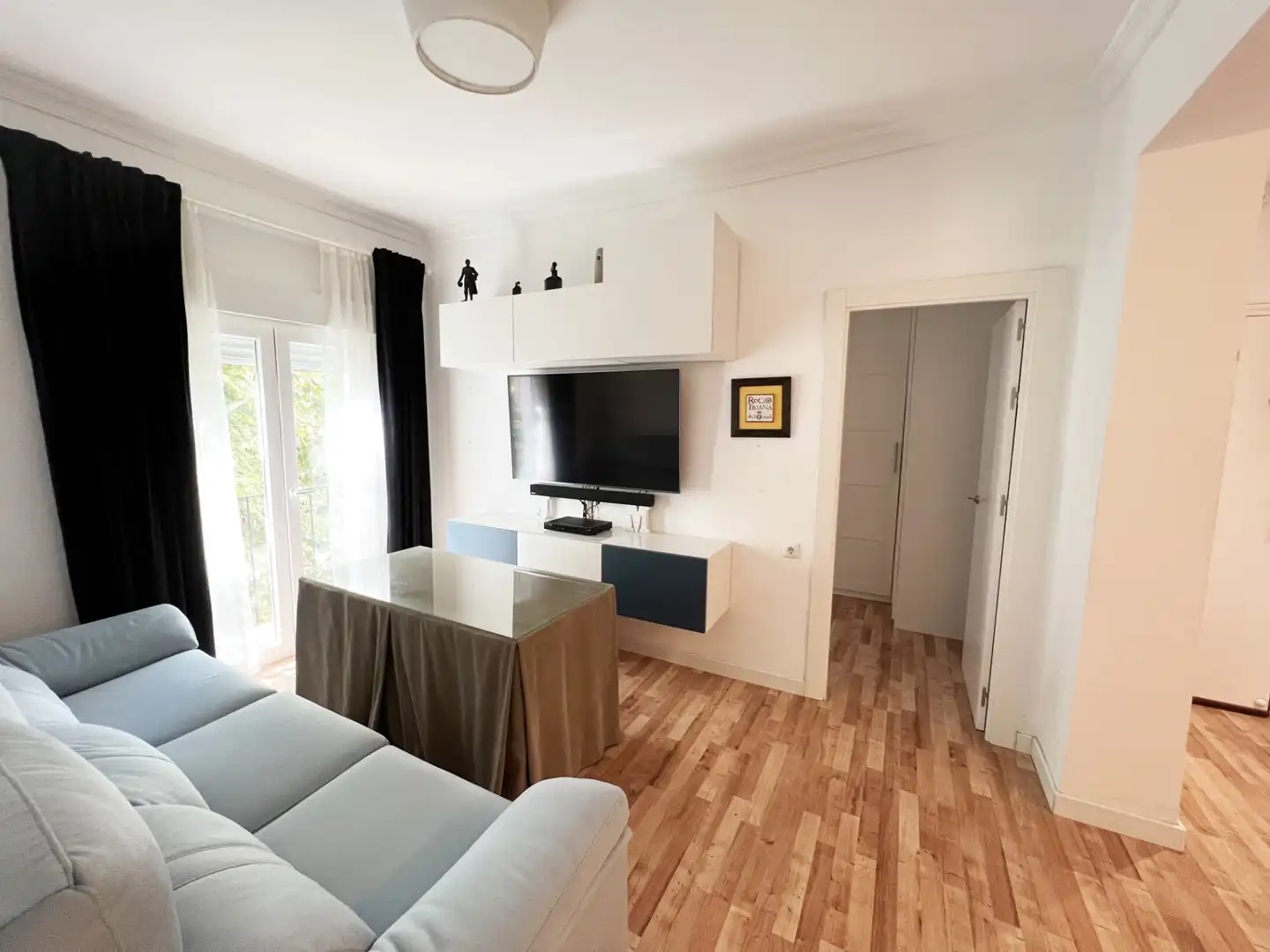 Sala d'estar de Pis en venda en Sevilla amb Aire condicionat, Moblat i Rentadora