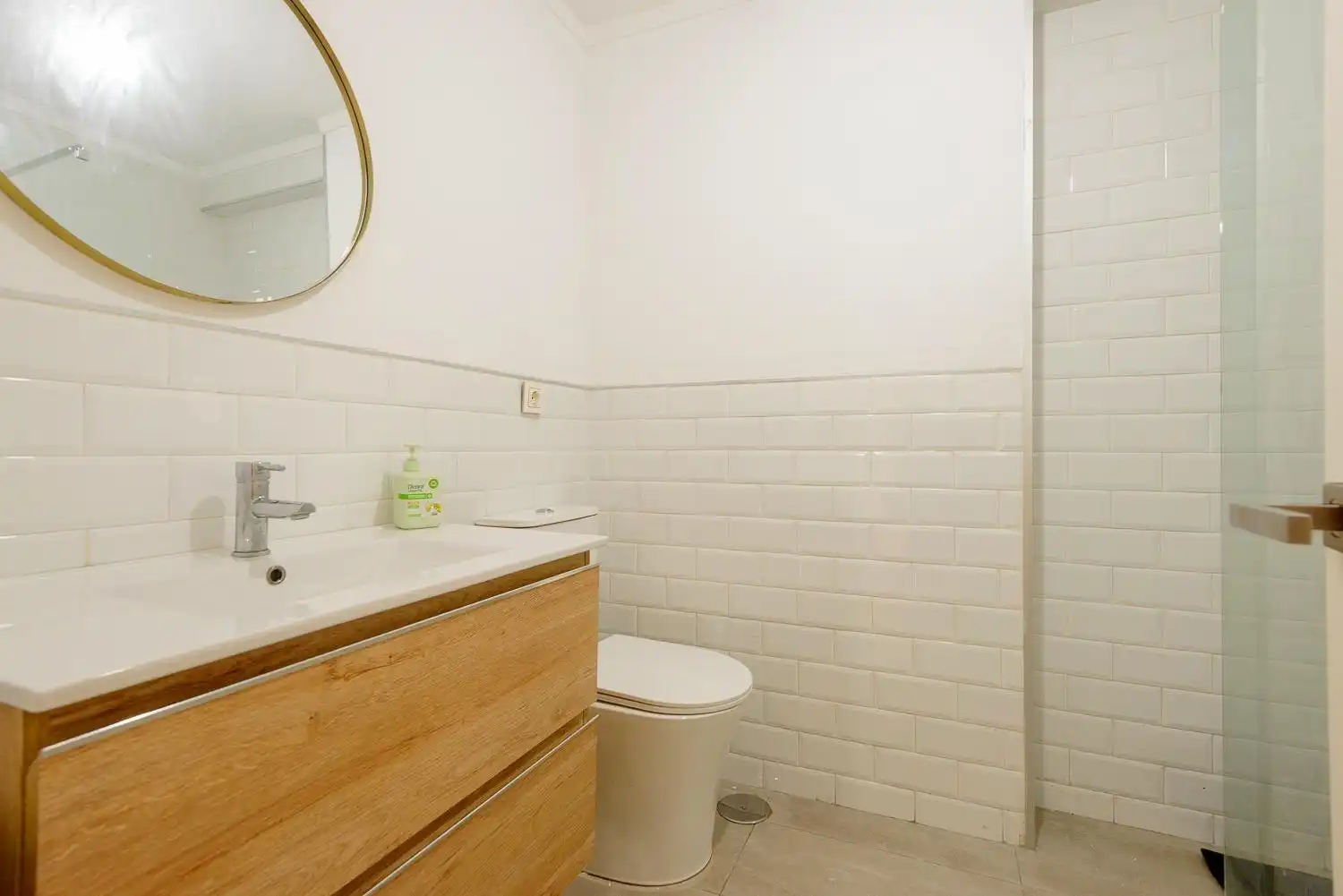 Baño de Ático en venta en Siero con Calefacción y Trastero