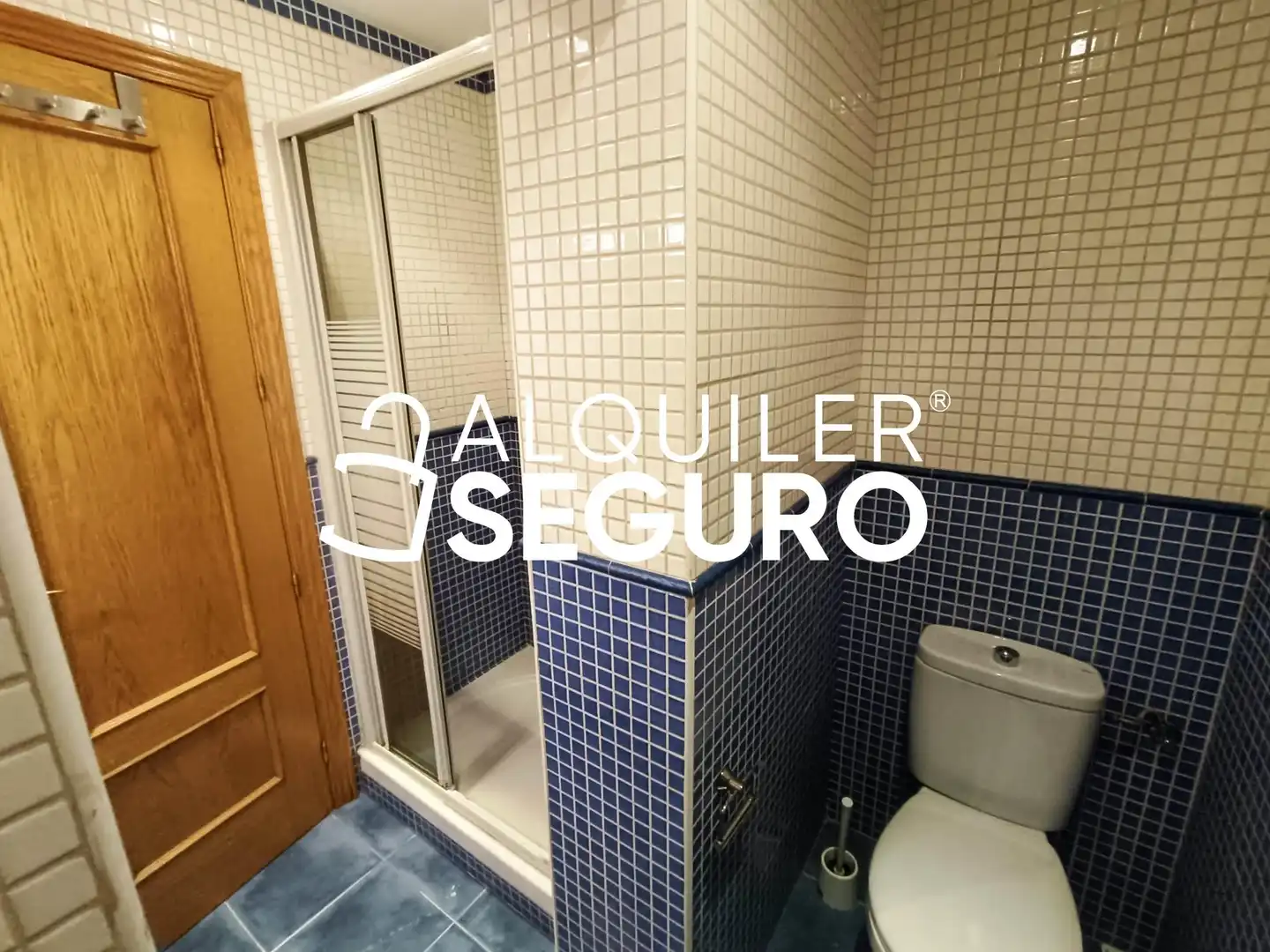 Baño de Piso de alquiler en Leganés con Aire acondicionado, Calefacción y Amueblado