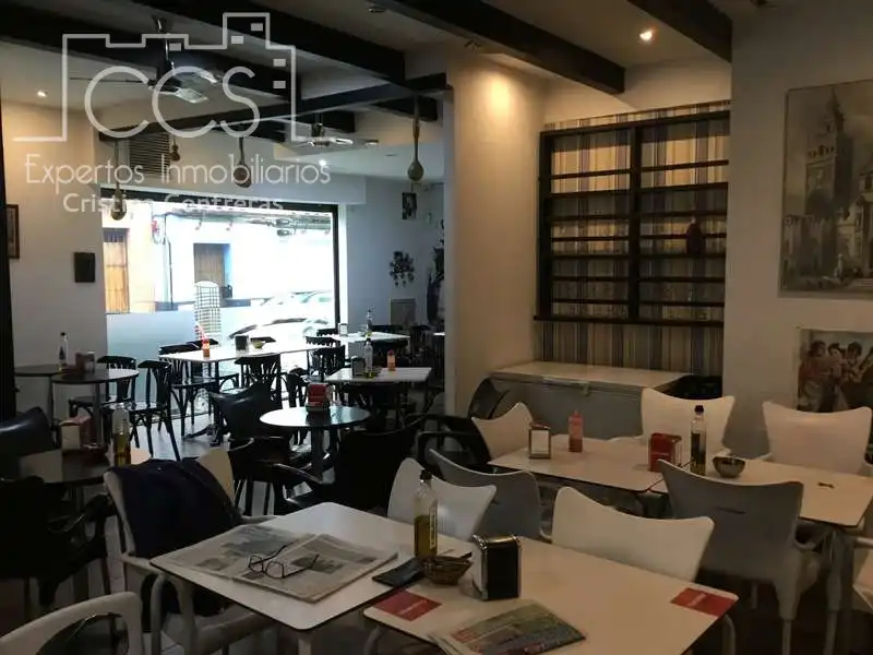 Local comercial en venda a Triana, imagen 2